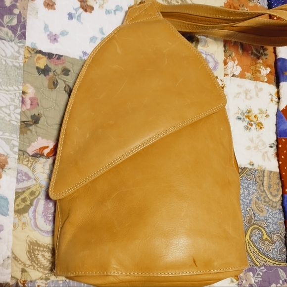 Chaos Leather Collection Backpack Shoulder Bag - Picture 10 of 11